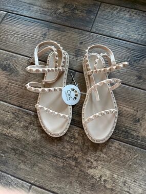 C & C Gladiator Studded Jelly Sandal size 7 NWT